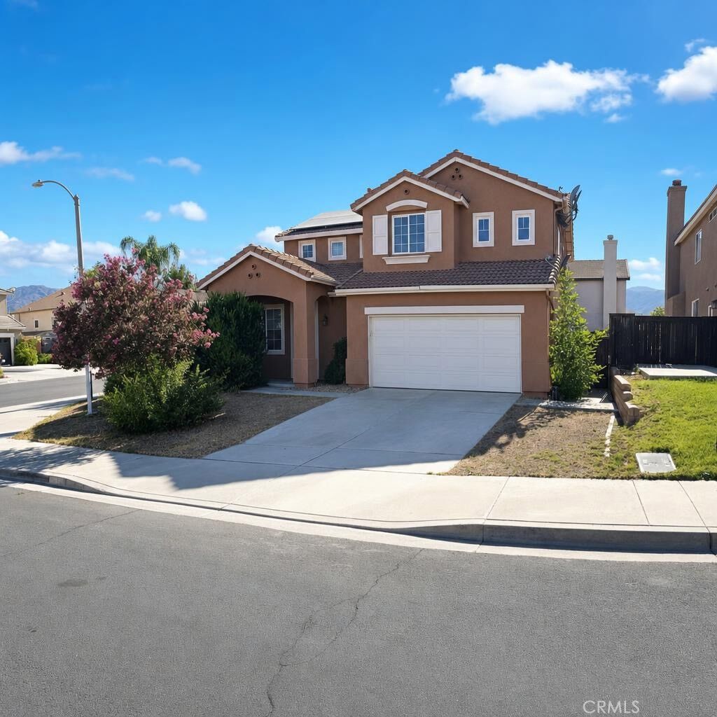 Property Photo:  300 Date Street  CA 92530 