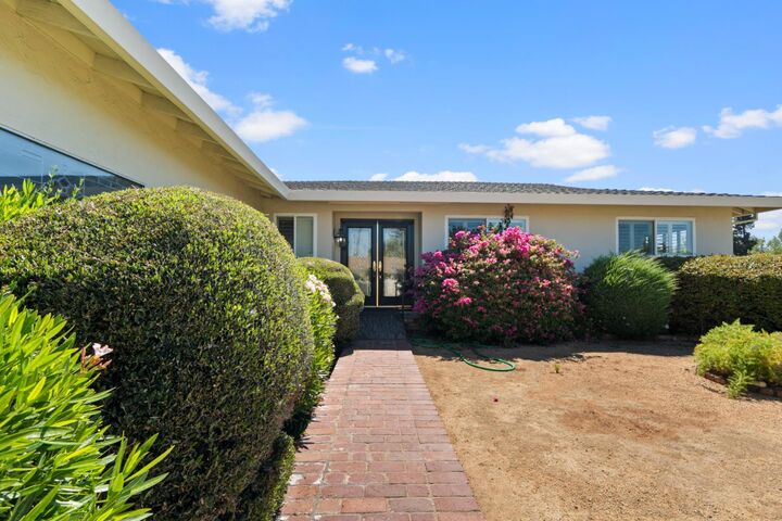 Property Photo:  1033 Sycamore Lane  CA 95695 