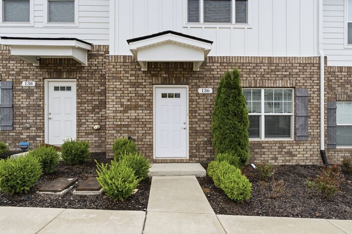 Property Photo:  136 Dry Creek Commons Dr  TN 37072 