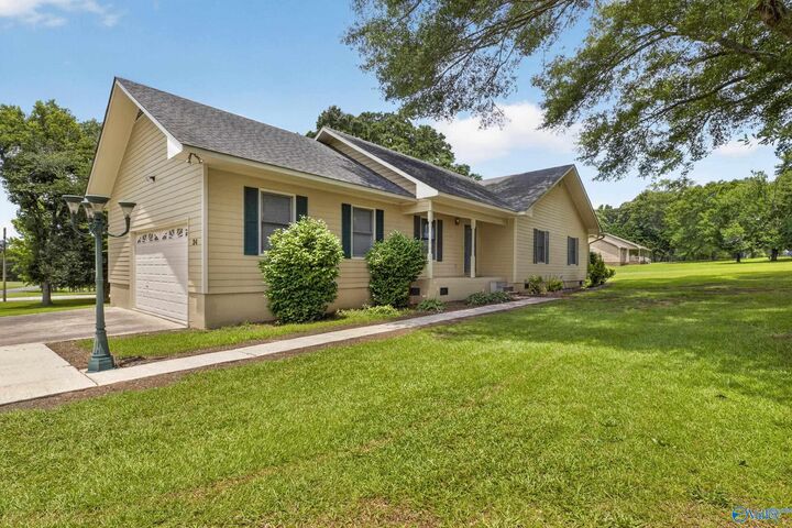 Property Photo:  34 Weatherly Avenue  AL 35950 