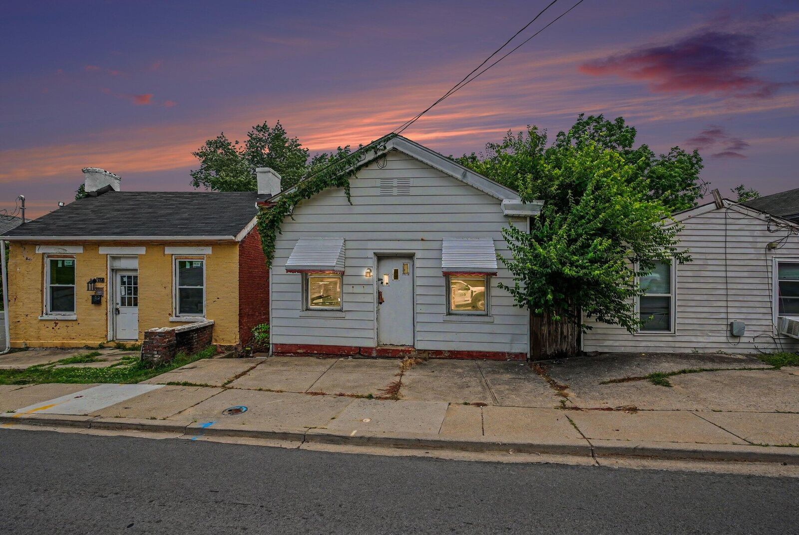 Property Photo:  1212 W Pike Street  KY 41011 