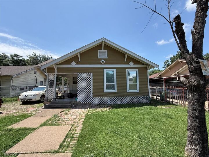 Photo de la propriété:  3010 Jerome Street  TX 75223 