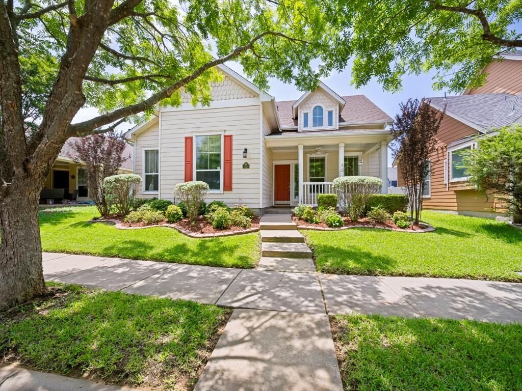 Property Photo:  1631 Goodwin Drive  TX 76227 