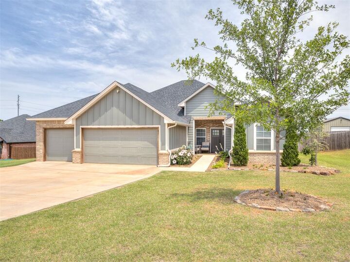 Property Photo:  1300 Maverick Pass  OK 73078 