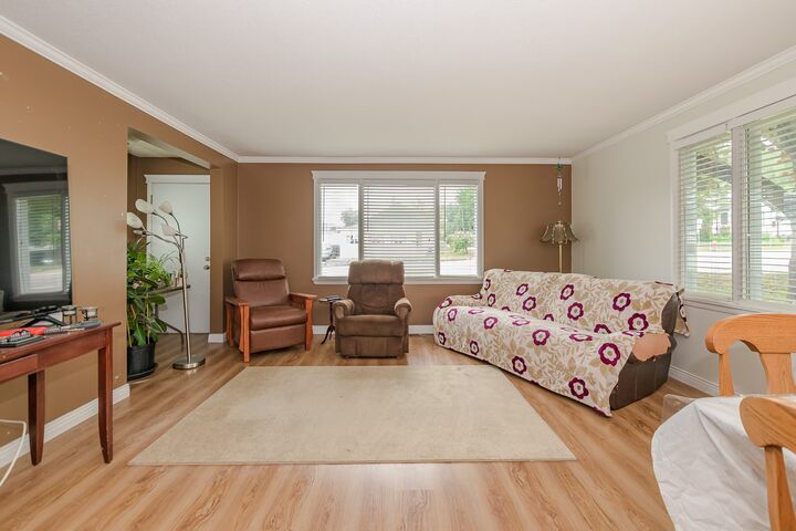 Property Photo: 729 Stanley Avenue BC V0E 1V1