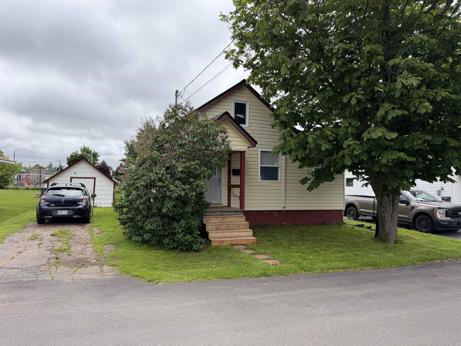 Property Photo: 41 Park Street PE C1N 3V2