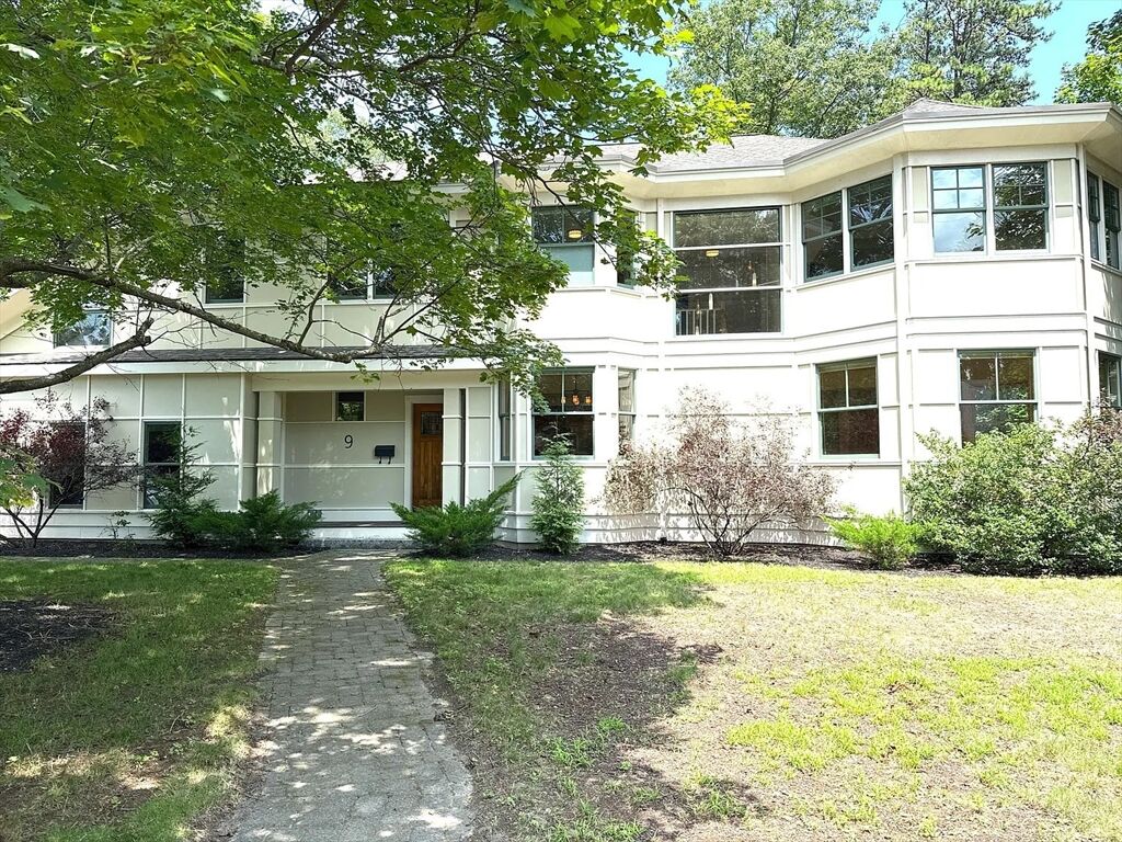 Property Photo:  9 Sunny Knoll Ter  MA 02421 