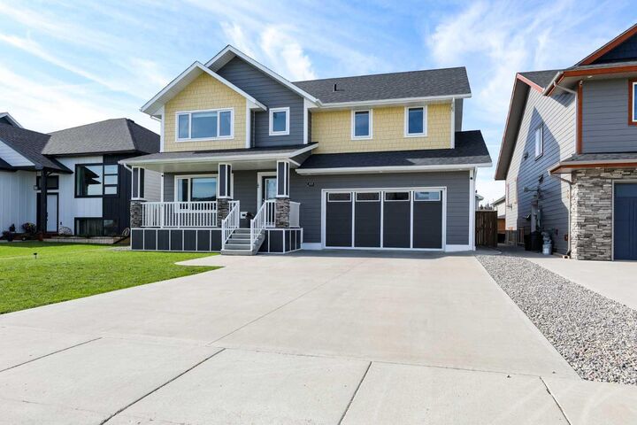 408 11B Street — photo 1