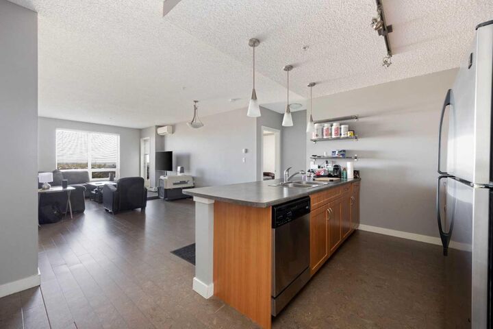 Property Photo:  136C Sandpiper Road 606  AB T9K 0J7 