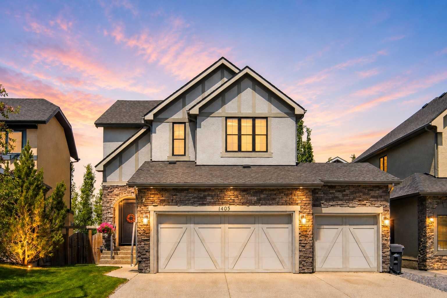 Property Photo:  1405 Montrose Terrace SE  AB T1V 0B4 