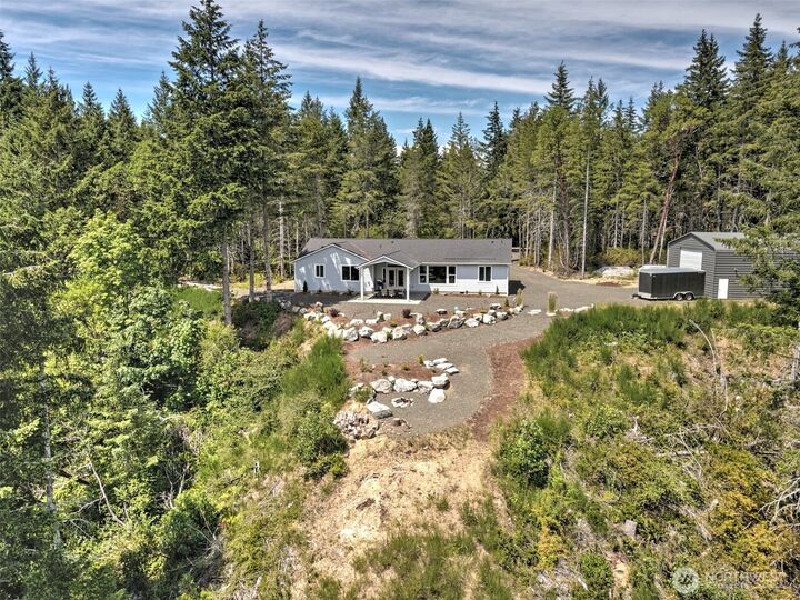Property Photo: 361 NE Southridge Drive WA 98528