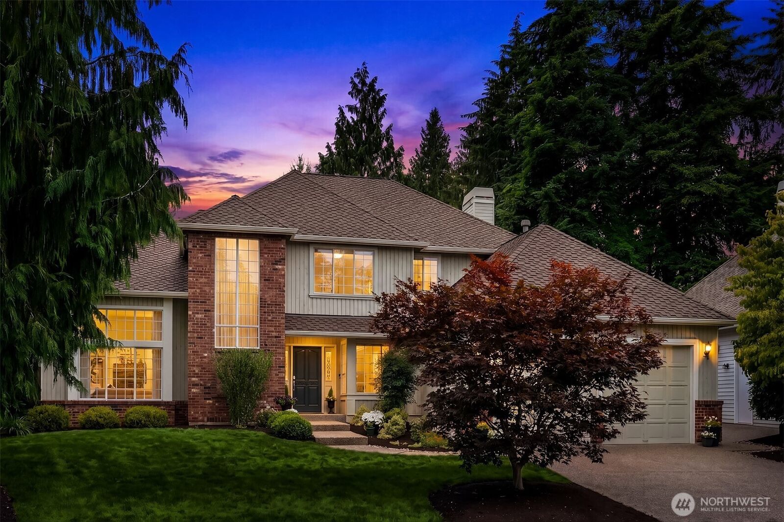 Property Photo:  13014 NE 197th Pl  WA 98072 