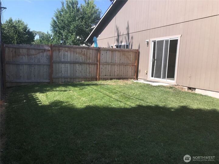 Property Photo:  1729 W Bemis Street  WA 98837 