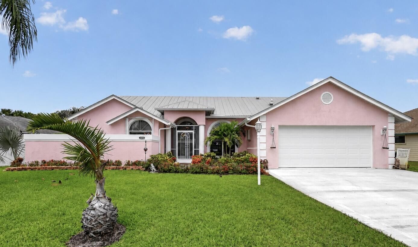Property Photo:  1921 NE Acapulco Drive  FL 34957 
