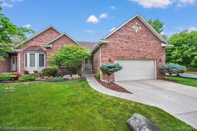 Property Photo:  1518 Wildwood Court  MI 48532 