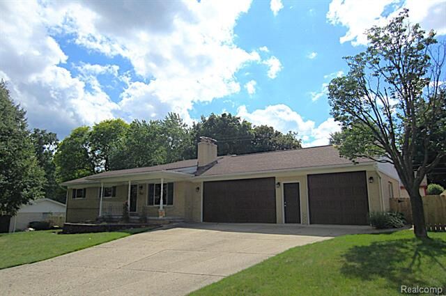 Property Photo:  52477 Pappy Lane  MI 48316 