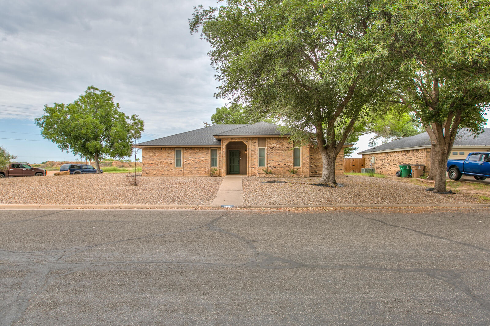 Property Photo:  1806 Kansas Avenue  TX 76904 
