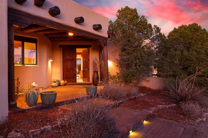Property Photo: 18 Daisy Circle NM 87506
