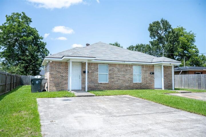 Property Photo:  1105 Sage Drive A  LA 70607 