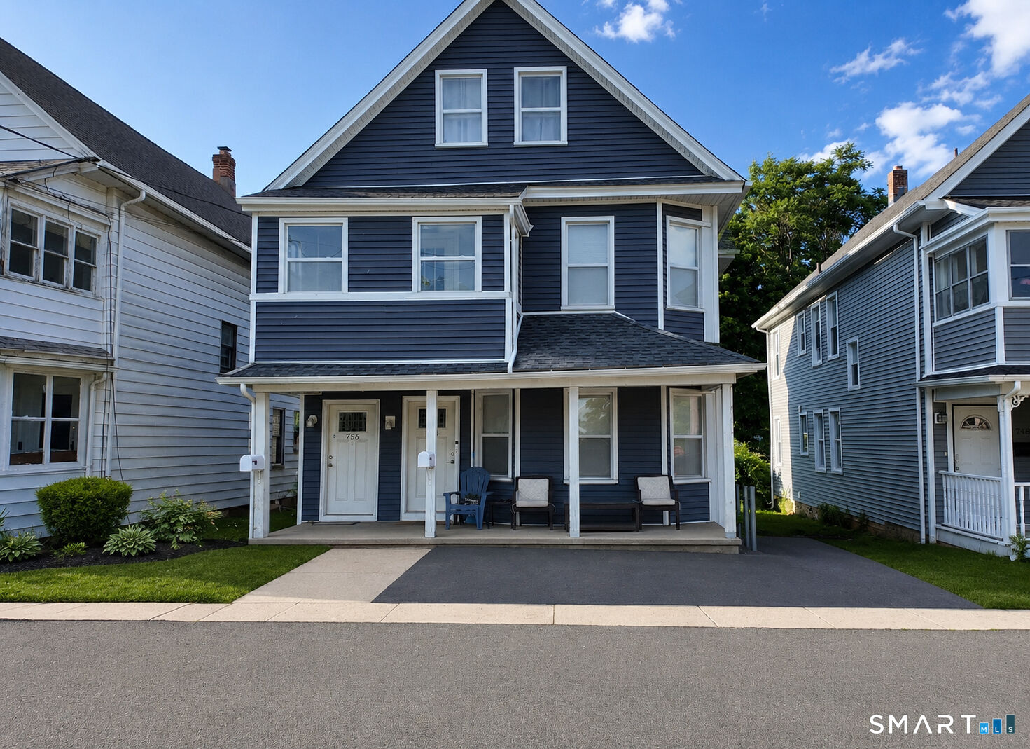 Property Photo: 756 Stratford Avenue 756 CT 06615