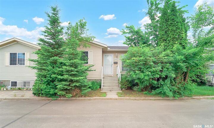 Property Photo:  127 Gropper Crescent 14  SK S7M 5W2 