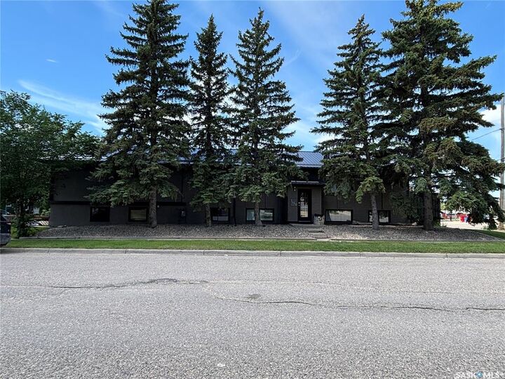 Property Photo: 2440 Abbott Road SK S4N 2K3