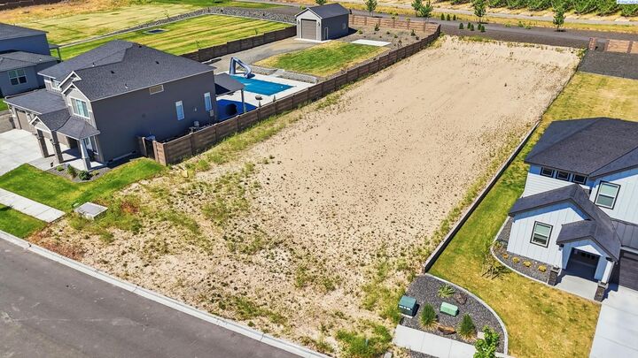 Property Photo:  3862 Highview St  WA 99352 