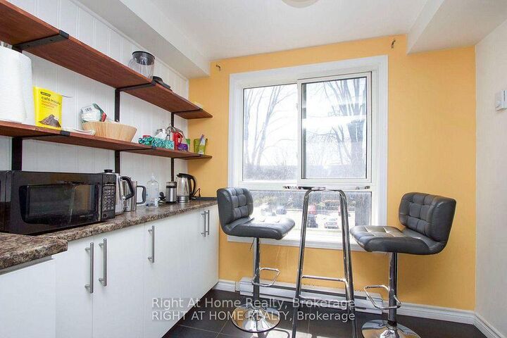 Property Photo:  53 Taunton Road E 79  ON L1G 3T6 