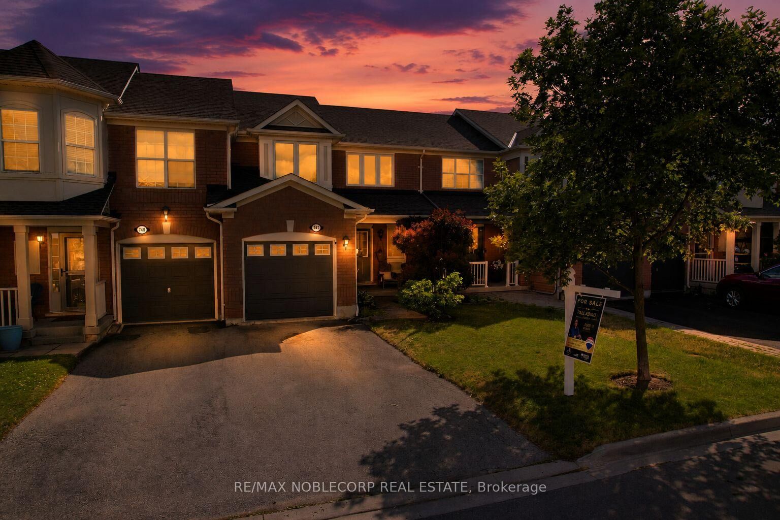 Property Photo:  747 Edwards Avenue  ON L9T 6B2 