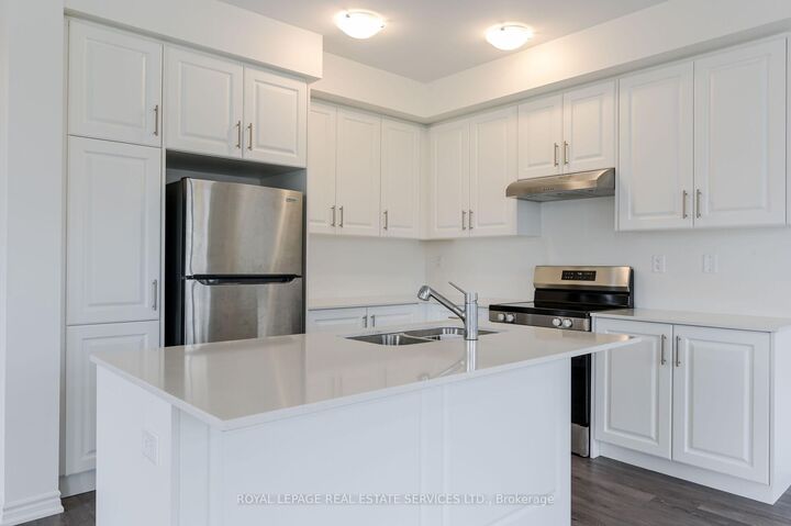 Property Photo:  2 Paisley Drive  ON L3Z 4P3 
