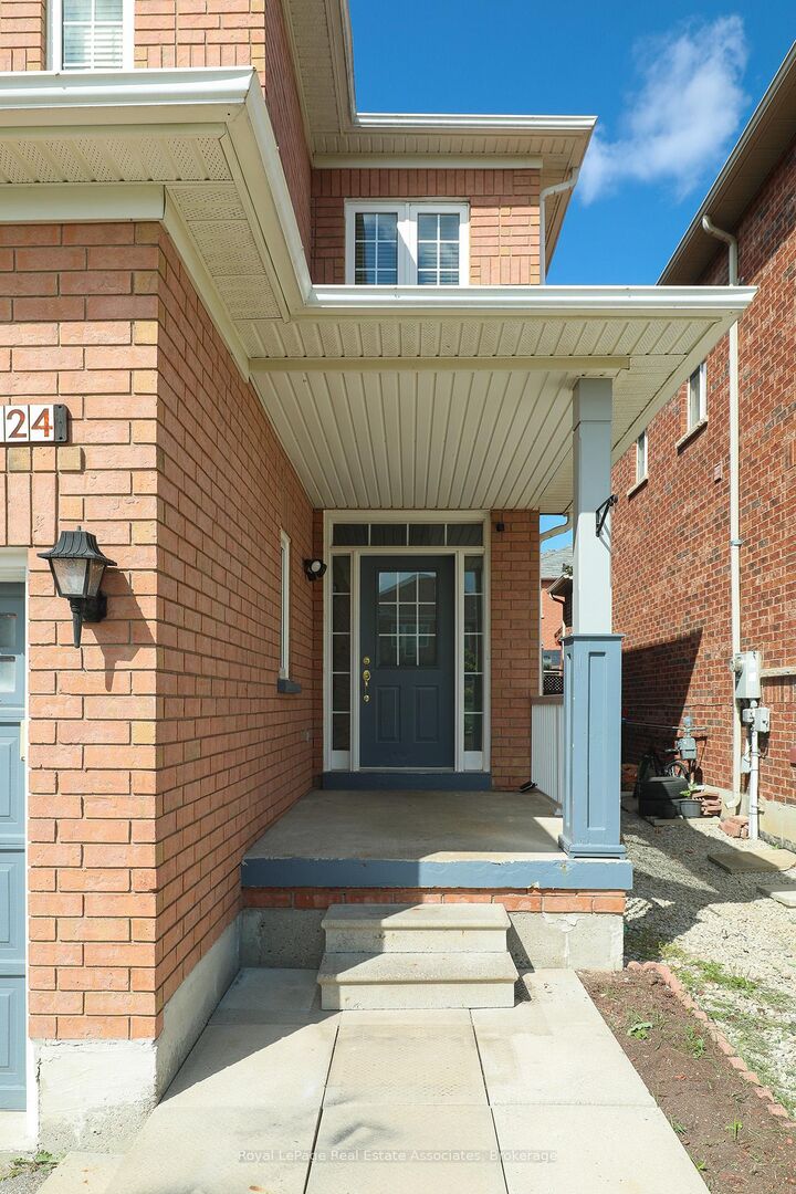 Property Photo: 124 Nathaniel Crescent ON L6Y 5M3