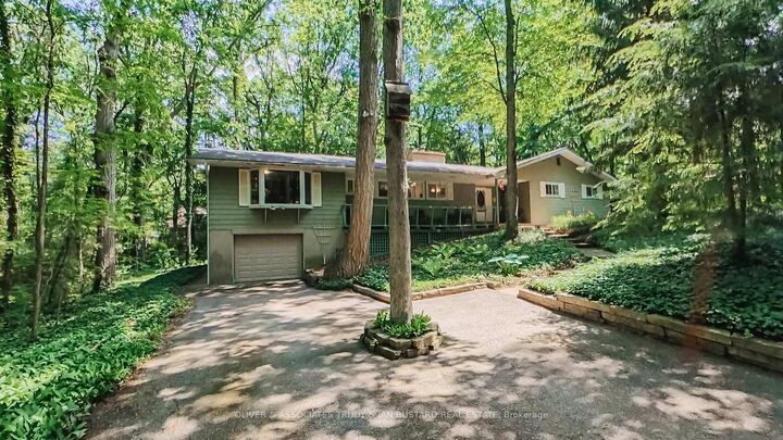 10294 Brewster Boulevard S — photo 1