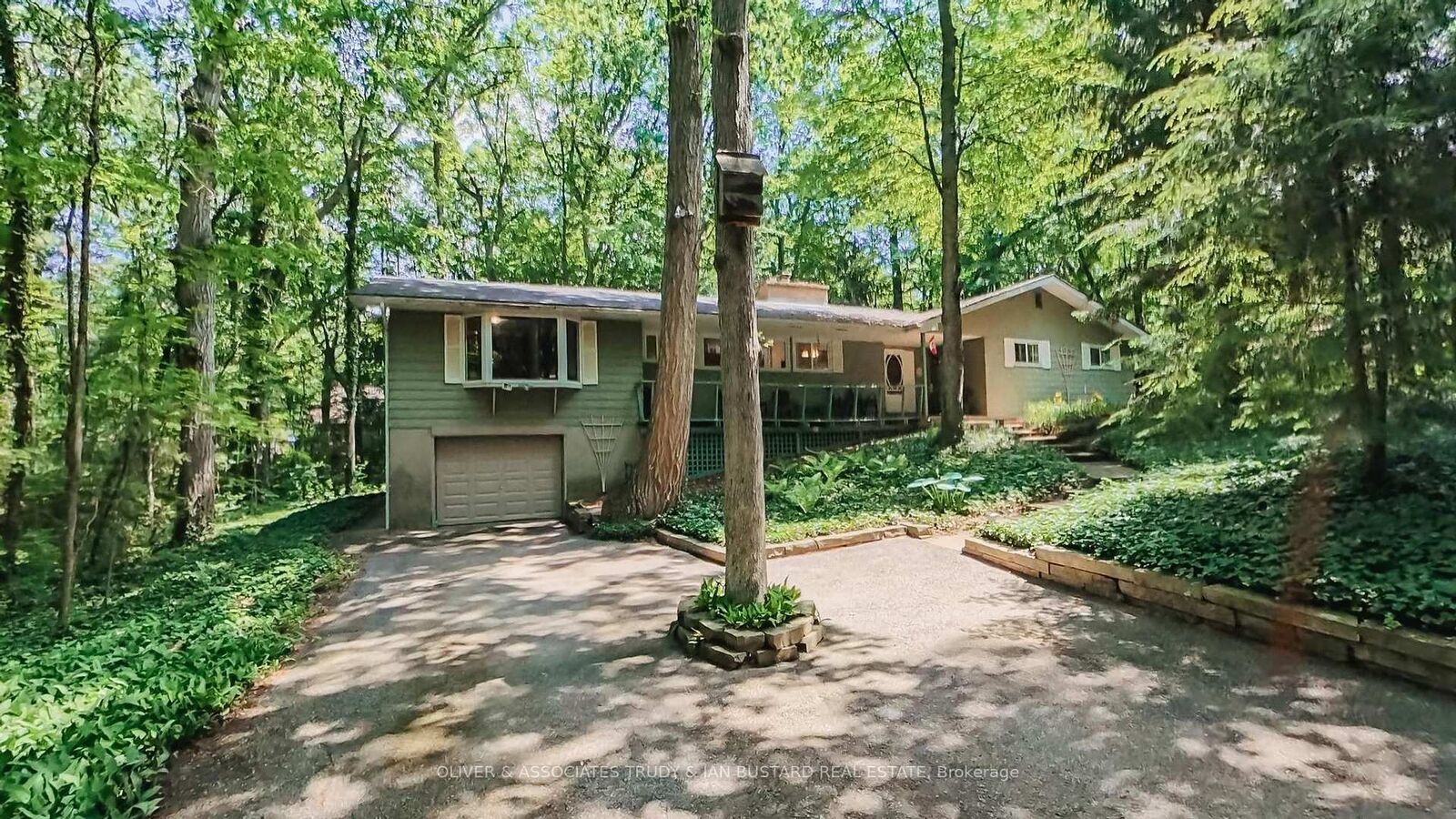 Property Photo:  10294 Brewster Boulevard S  ON N0M 1T0 