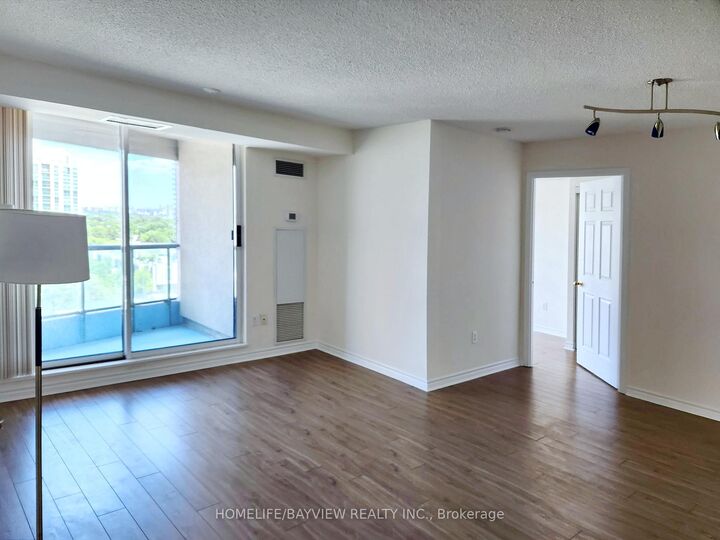 Property Photo: 7 Lorraine Drive 1816 ON M2N 7H2