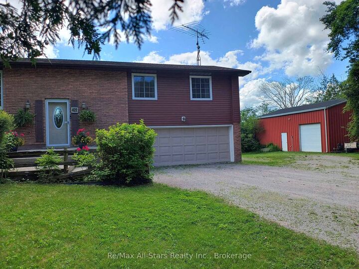 421 Ogemah Road — photo 1