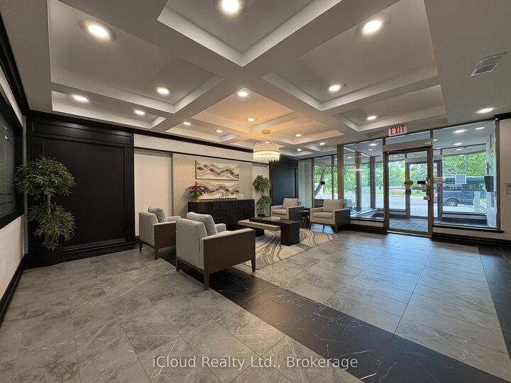 Property Photo: 91 Townsgate Drive 710 ON L4J 8E8