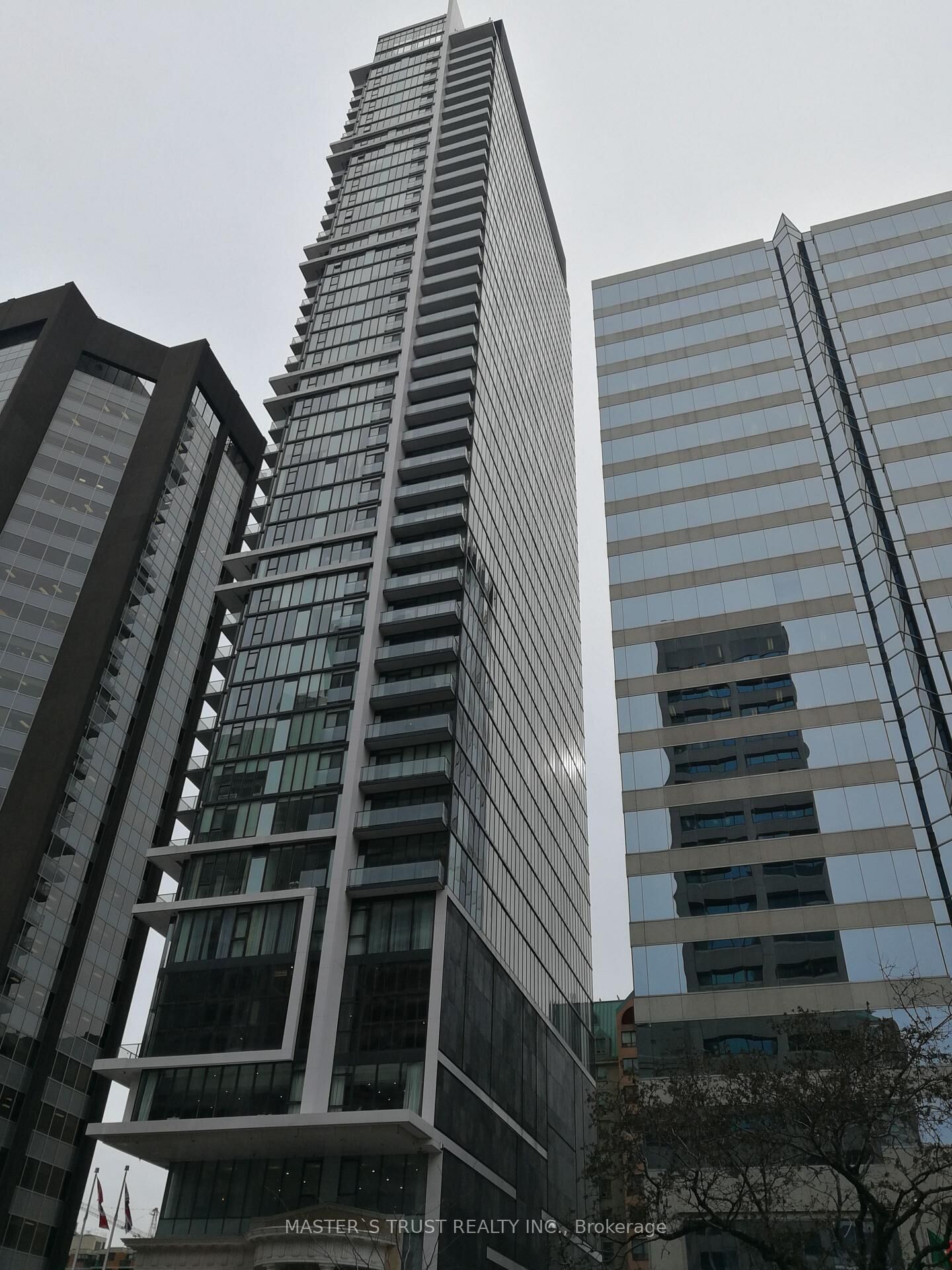 Property Photo:  426 University Avenue 3108  ON M5G 1S9 