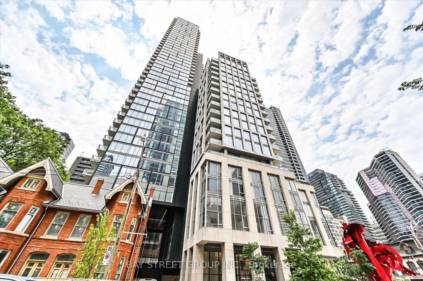 Property Photo:  3 Gloucester Street 2109  ON M4Y 0C6 