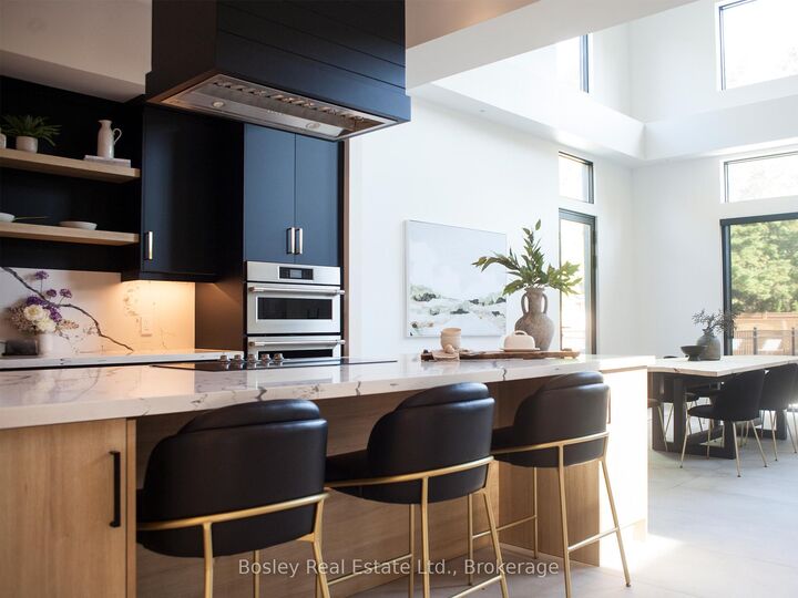 Property Photo: 142 Sixth Street ON L9Y 1Y9