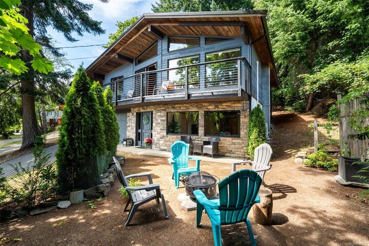 Property Photo: 1819 Deborah Dr BC V9L 5A9