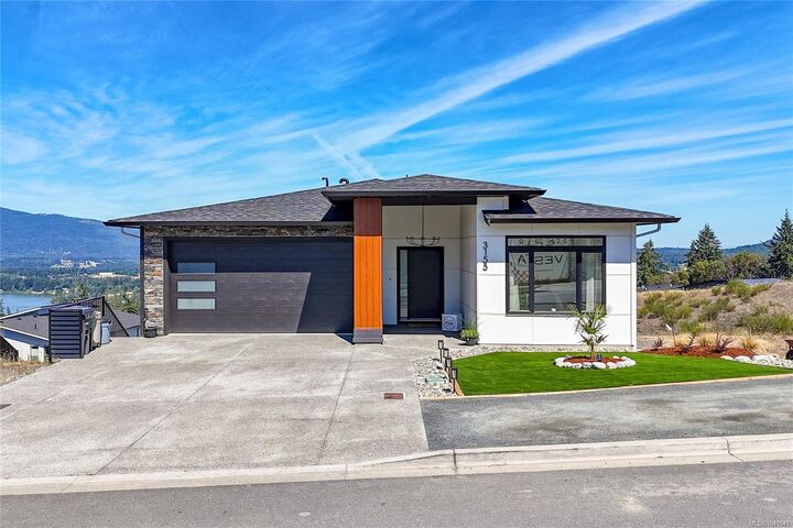 Property Photo: 3155 Woodrush Dr BC V9L 0J9