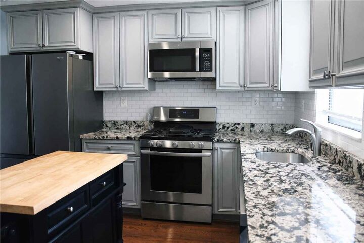 Property Photo:  230 Broadway Dr  PA 15236 