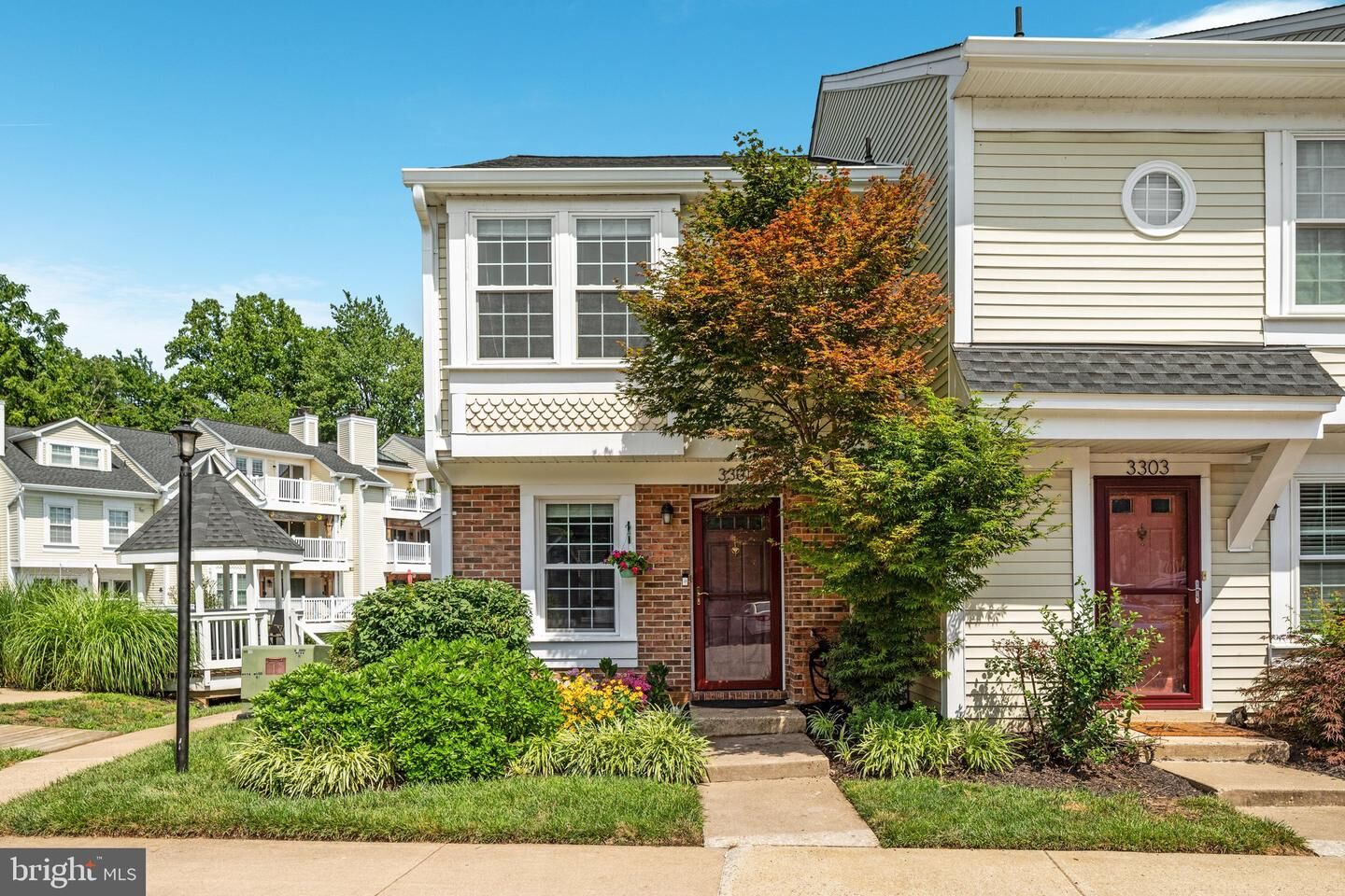 Property Photo:  3301 Lakeside View Drive 2-1  VA 22041 