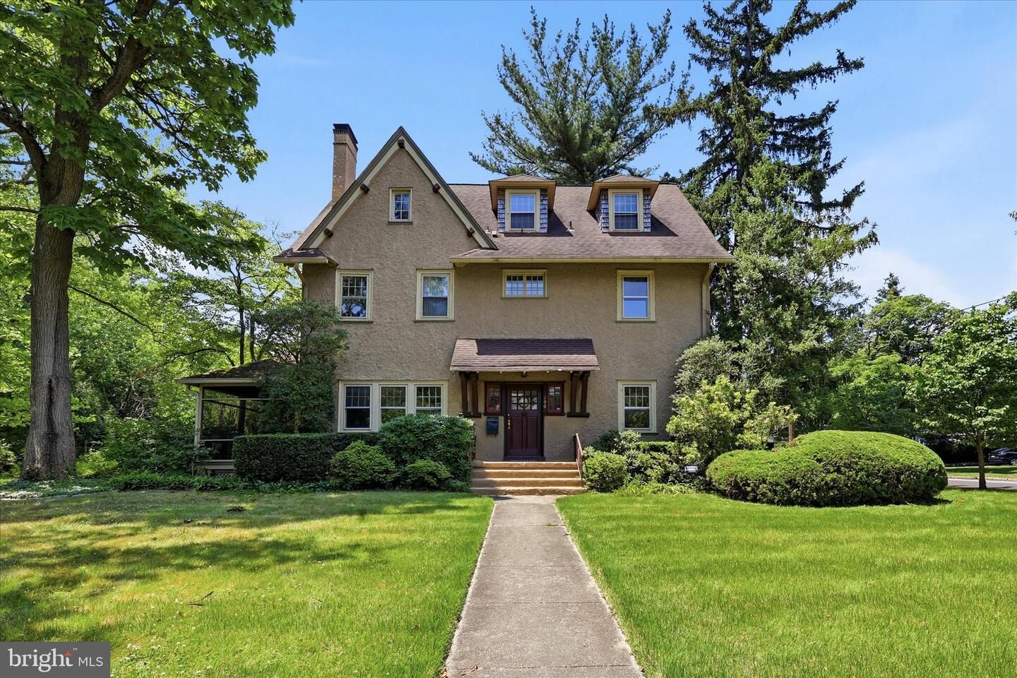 Property Photo:  100 S Princeton Avenue  NJ 08090 