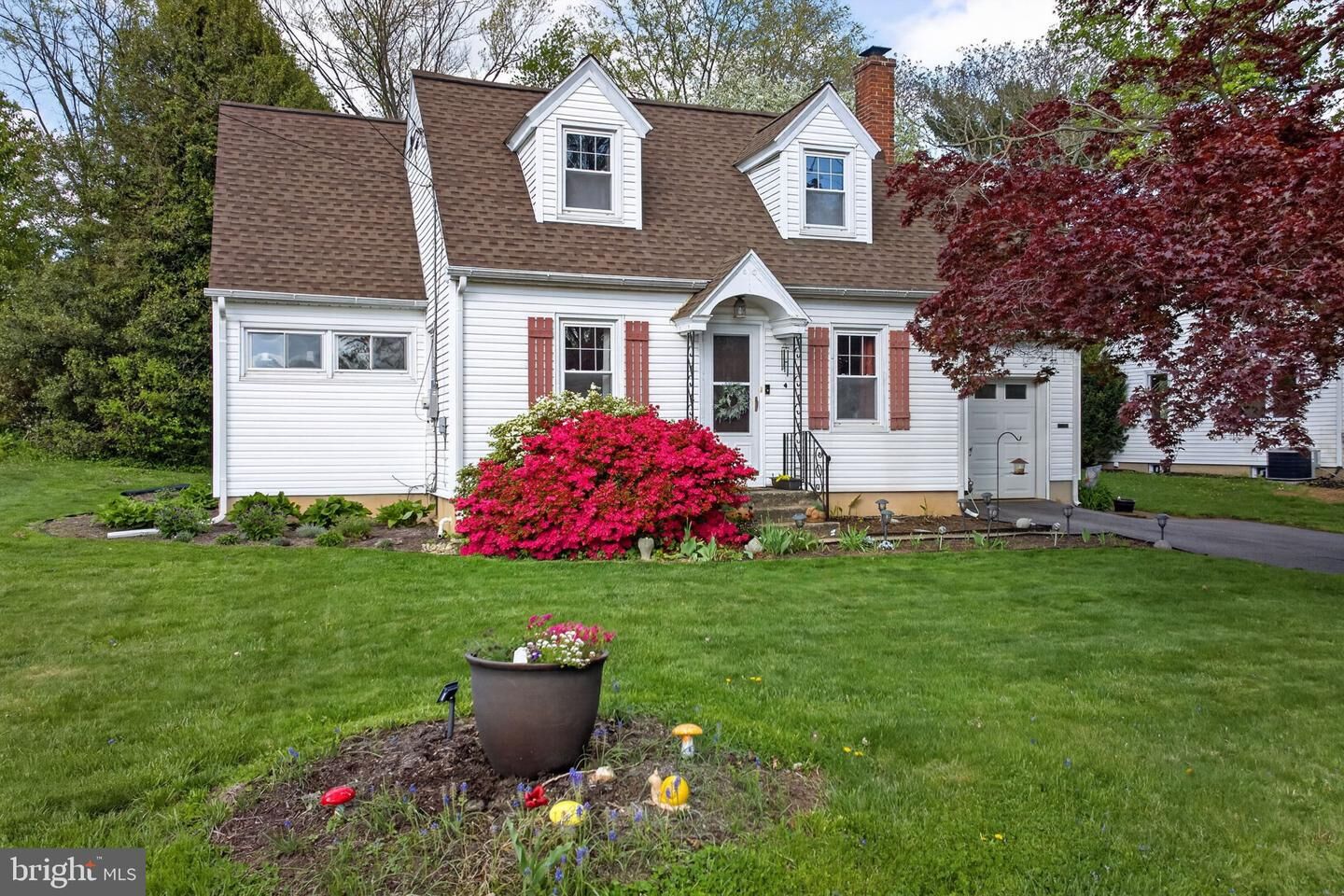 Property Photo:  47 Wabank Road  PA 17551 