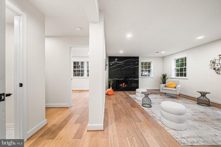 Property Photo:  2308 William And Mary Drive  VA 22308 