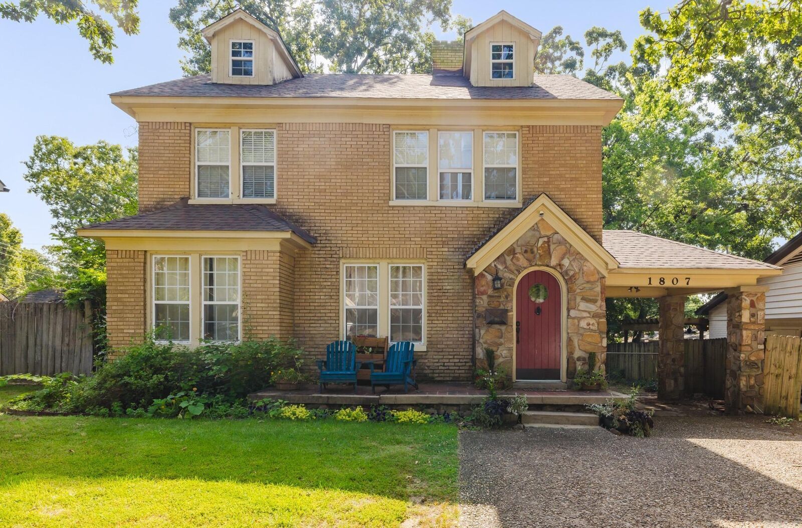 Property Photo: 1807 Fair Park Boulevard AR 72204-3761