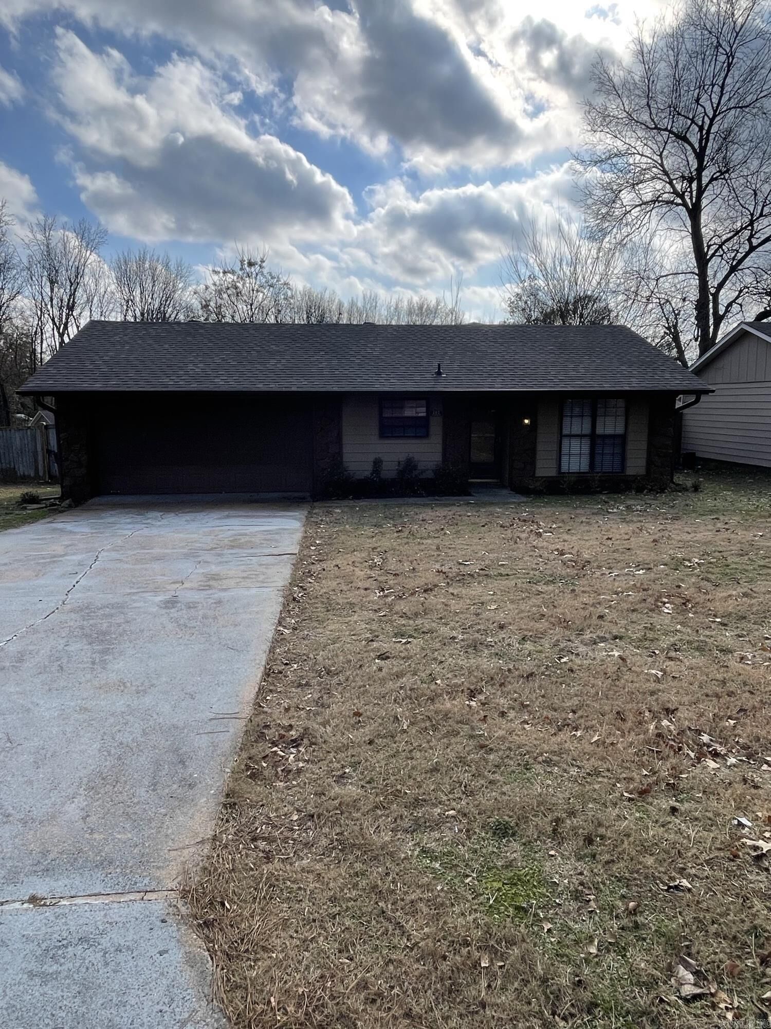 Property Photo: 105 Wells Fargo Trl AR 72076