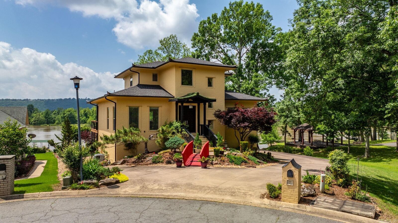 Property Photo: 7 Crystal Mountain Cove AR 72113