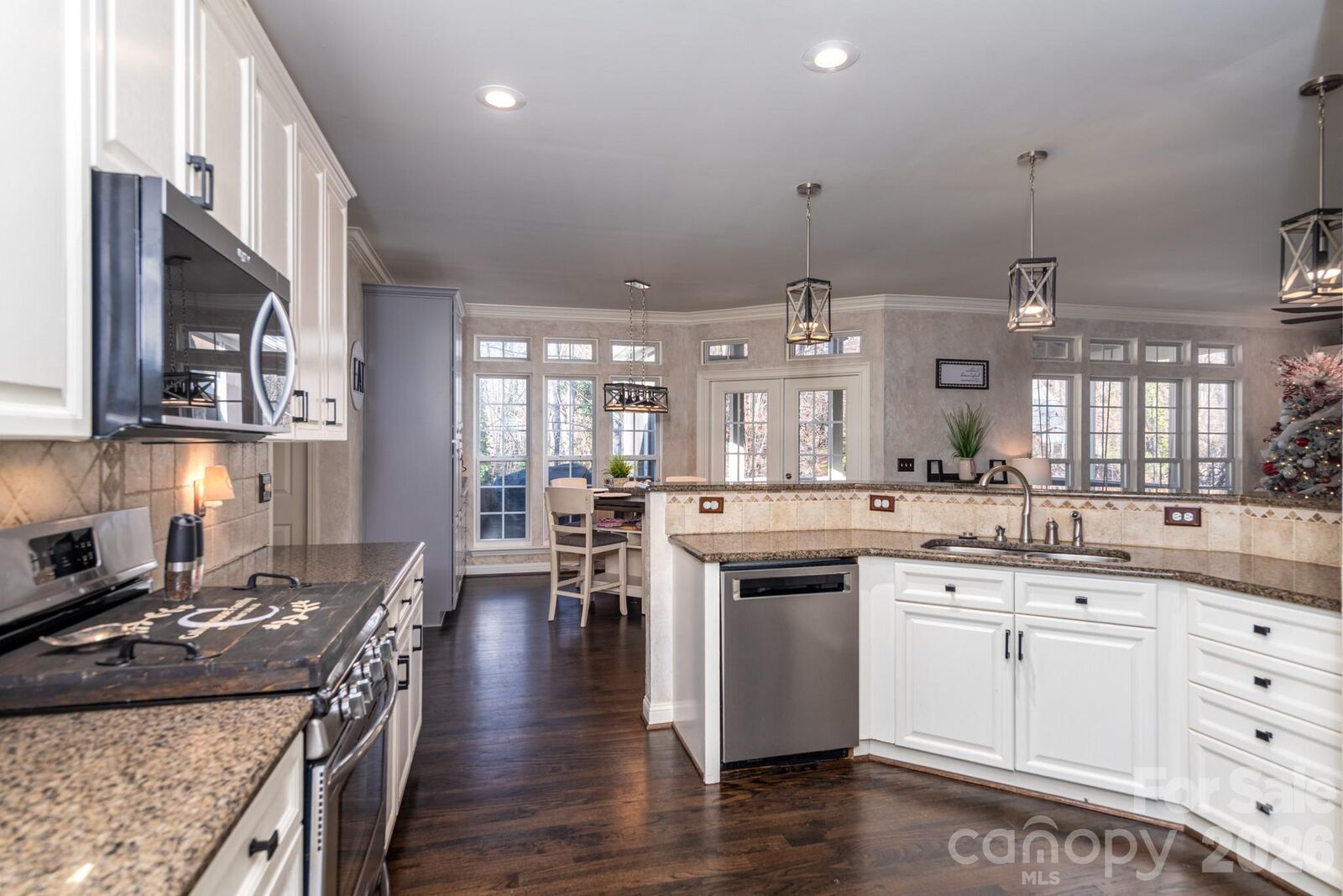 Property Photo: 130 Haddington Place NC 28115
